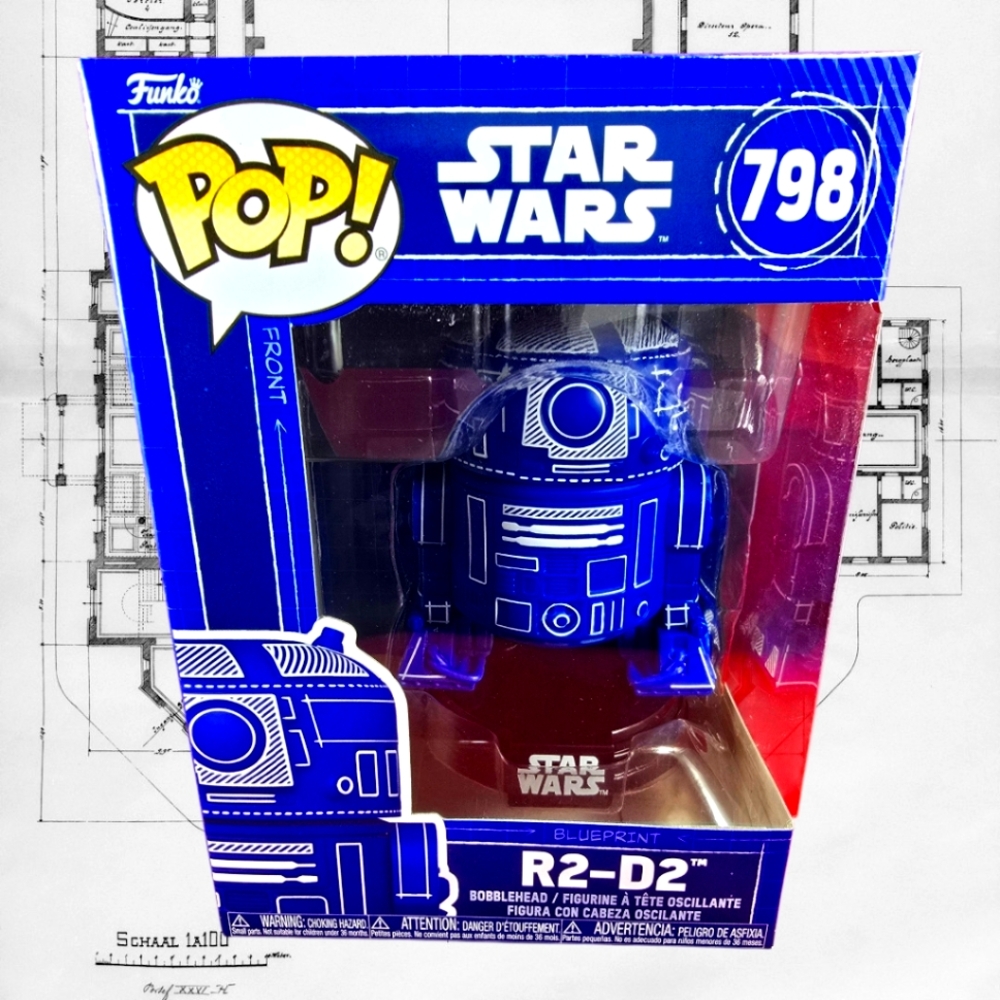 R2-D2 funko # 798 (nib) With Pop Protector